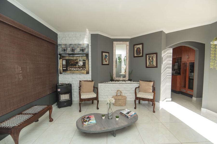 6 Bedroom Property for Sale in Sherwood Eastern Cape